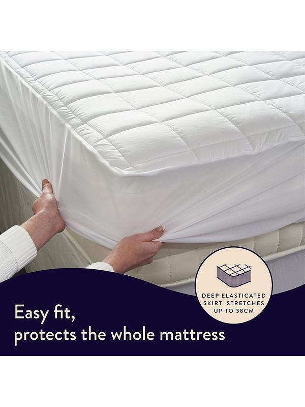 Dreamland 16889C Snowed In King Cotton Fitted Mattress Cover showing how the blanket fits on the bed