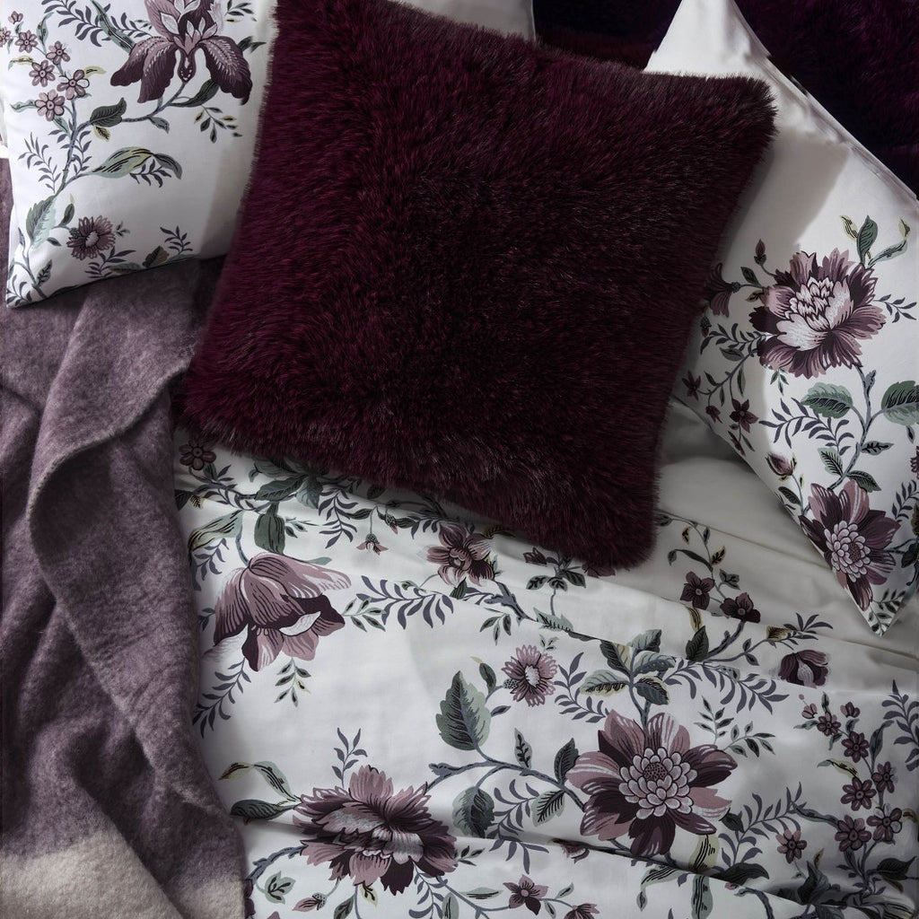 Laura Ashley Editas Garden Double Quilt Set - red pillow bedding close-up