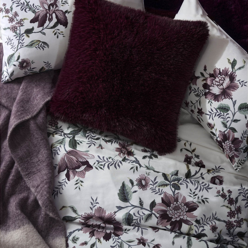 Laura Ashley Editas Garden King Quilt Set - red pillow bedding close-up