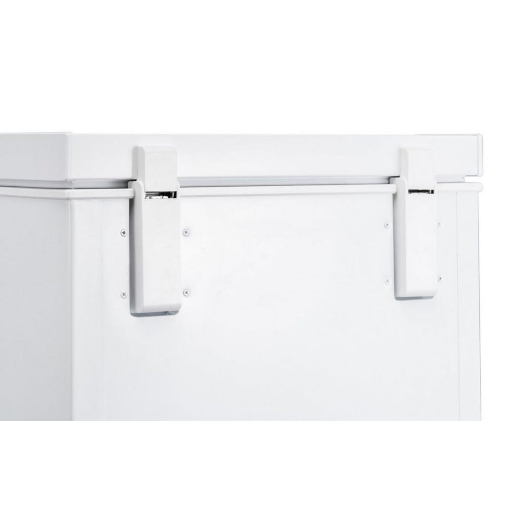 Fridgemaster MCF96E Chest Freezer 96 Litres - White - back of appliance close-up of door hatch hinges