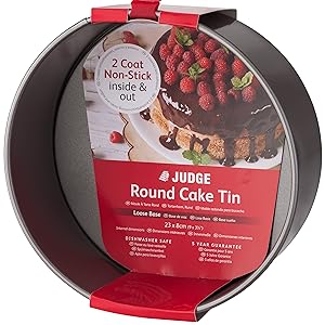 Judge JB42 9" Round Loose Base Cake Tin with label on