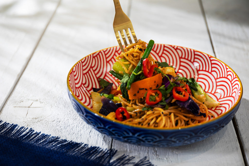 Mikasa Blue Arched Pattern Stoneware Bowl with Pasta inside