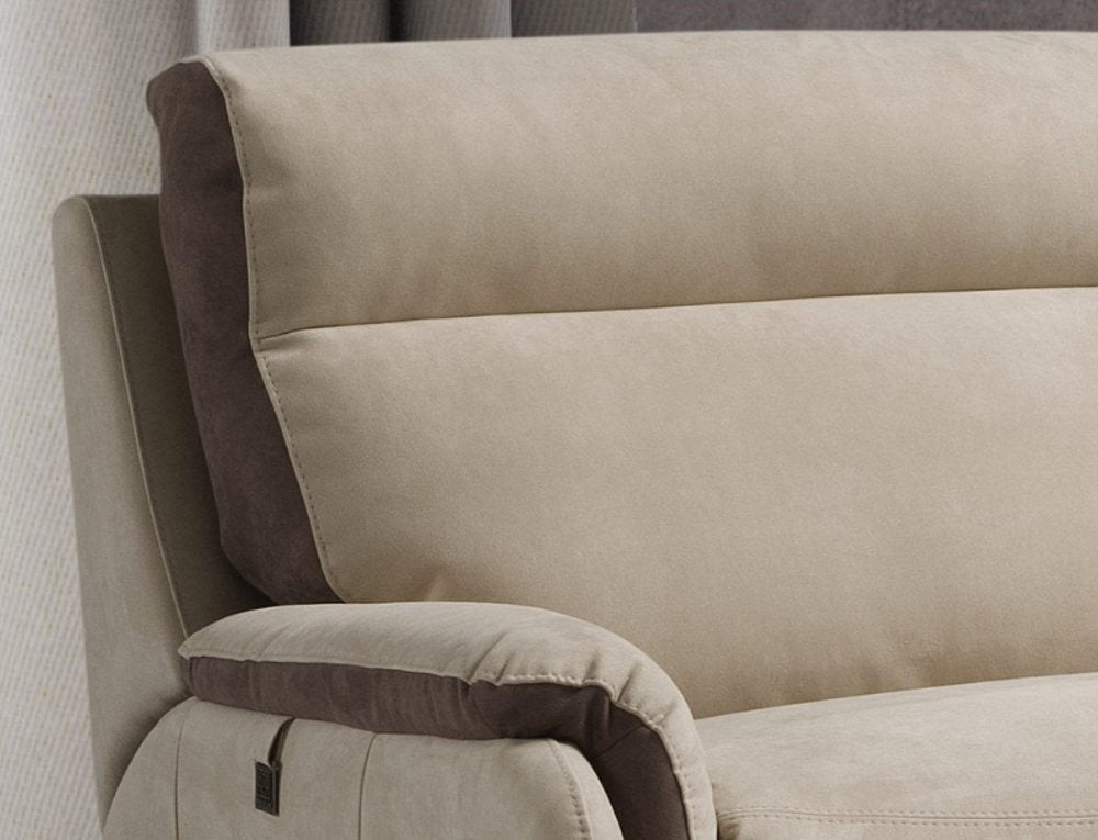 Fox 3 Seater New Trend Concepts - left edge close-up