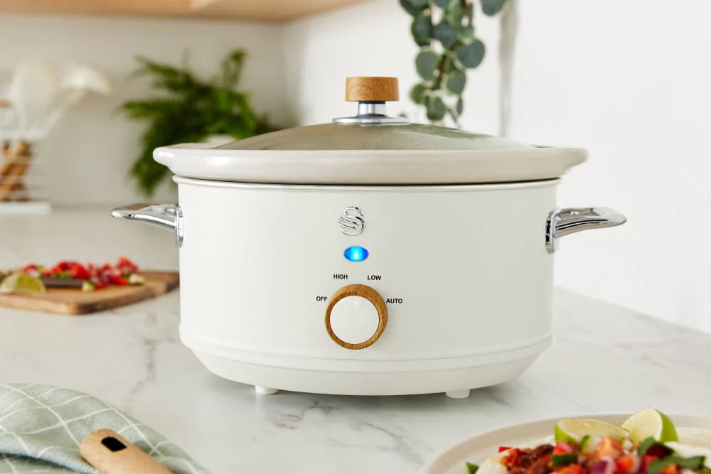 Swan 3.5L Nordic Slow Cooker white