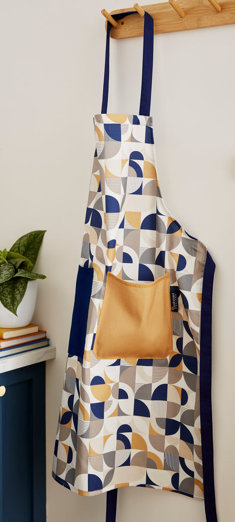 Cooksmart Bauhaus Geo Apron hanging