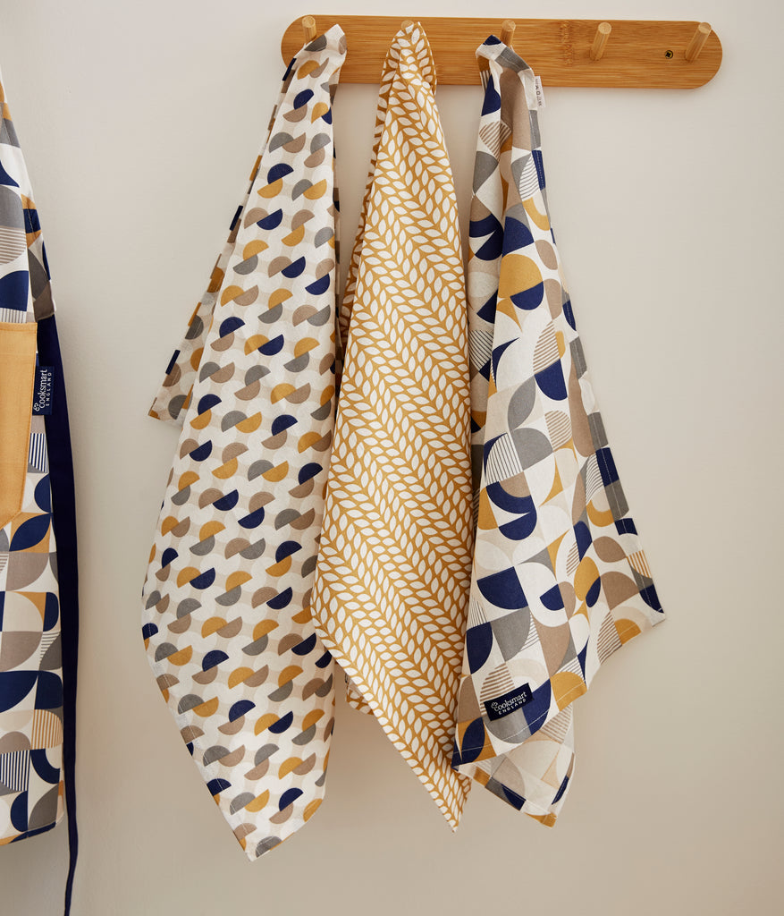 Cooksmart Bauhaus Geo 3pk Tea Towels hanging