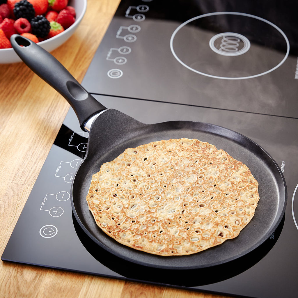 Judge JA30 Crepe Pan 22cm with crepe on top