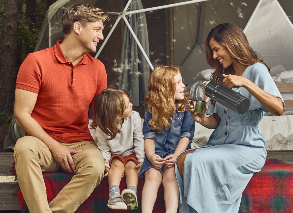 Family using King Flask Gun Metal